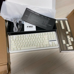 풀박스)독거미 F87PRO+크림옐로우축+크러쉬 한글 키캡 저소음 사무용 키보드, 기계식 키보드