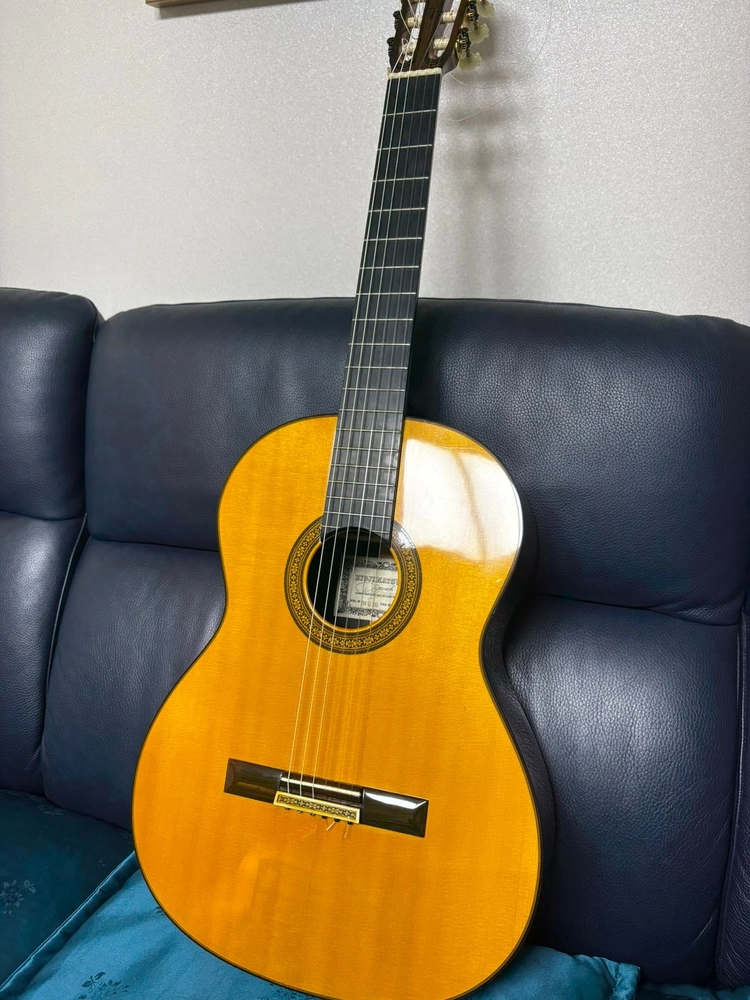 료지마츠오카 클래식기타 MG100 1975년 이미지