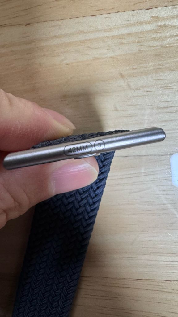 브레이브솔로루프 42미리사이즈3 미드나이트 이미지