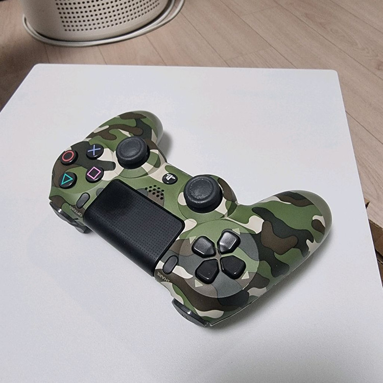 PS4 PRO 1TB + VR 이미지