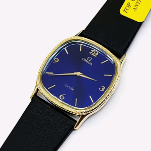 신품급 정품 오메가 남성용 쿼츠 ㅡ 진청색 선레이 + 금색 케이스