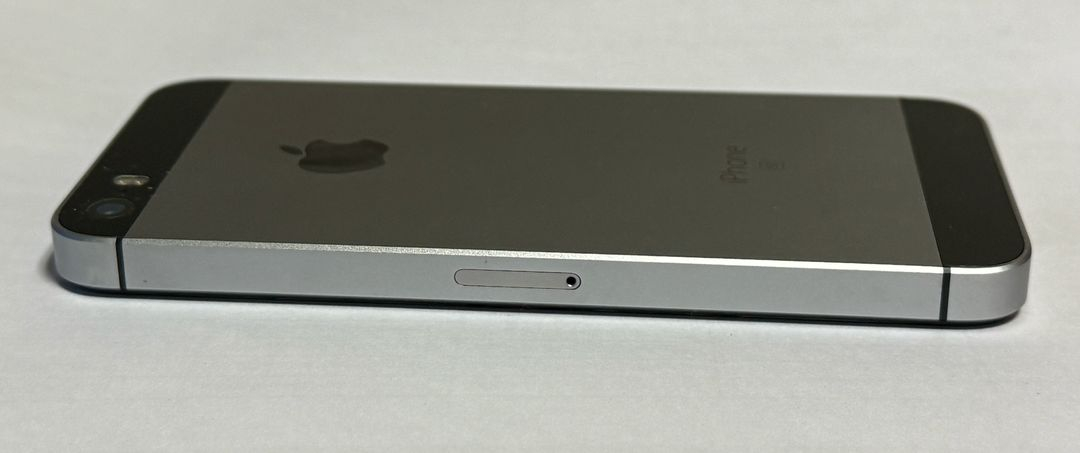 아이폰 SE1 스페이스 그레이 16기가 s급 이미지