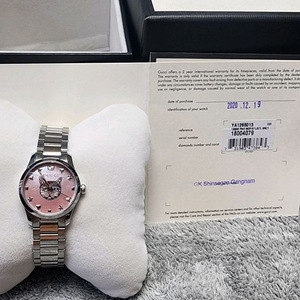 구찌 고양이 메탈 여성 시계(분홍 자개)