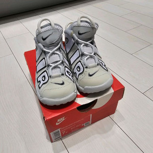 나이키 업템포 토들러 130(7C) 새상품 풀셋