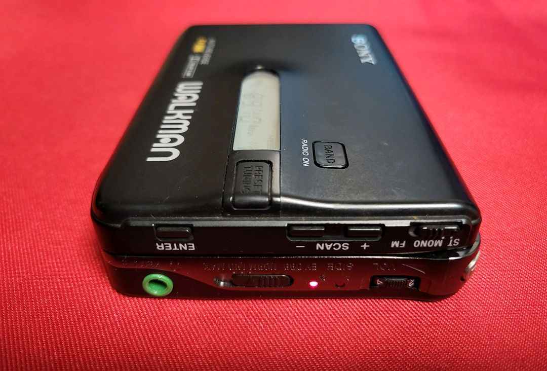 소니워크맨 WM-FX70 블랙 풀세트 정상작동품--5