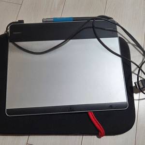 와콤 인튜어스 CTH-480 이미지