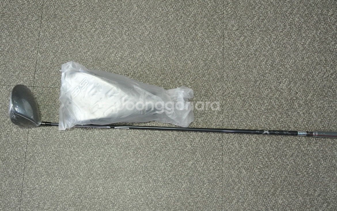 테일러메이드 Qi35 드라이버 SR 새상품 10.5도--5