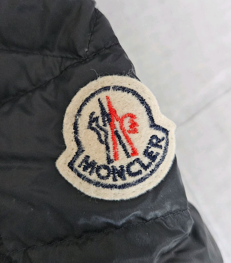 몽클레어 키즈 블랙 후드경량패딩 8y 8a 8t 130cm 이미지