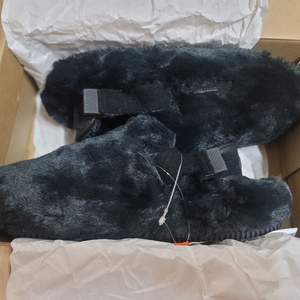 나이키 캄 뮬 230