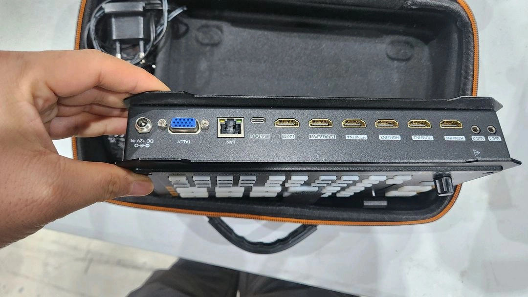 avmatrix hdmi 4채널 스위처 HVS0402U 이미지