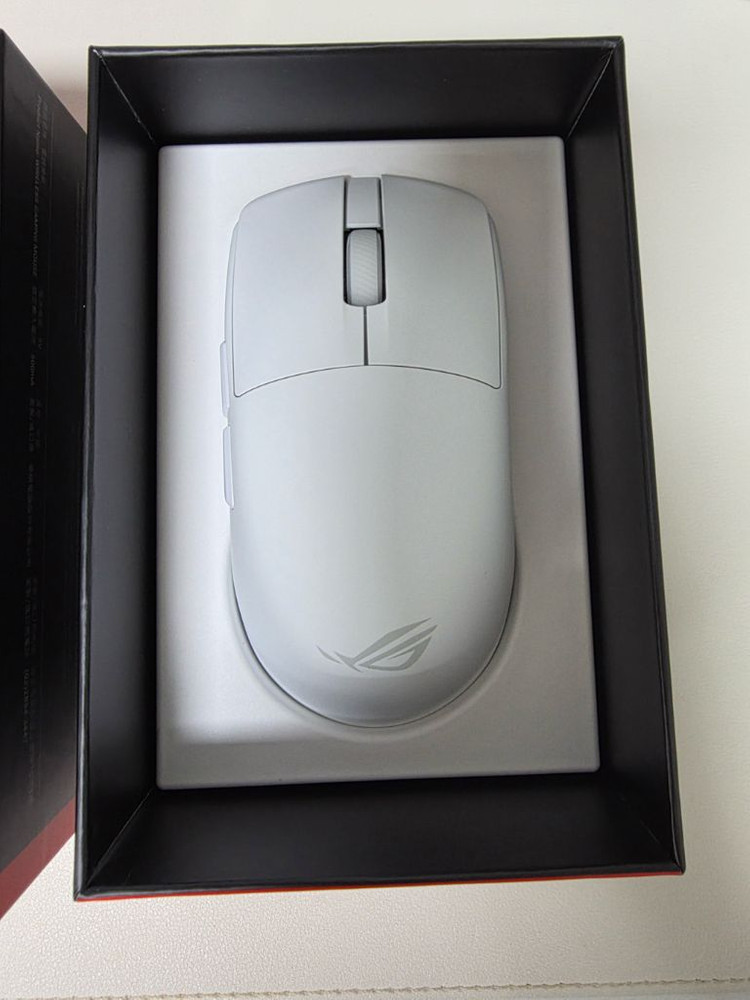 에이수스 48g 초경량 42K DPI 8K 폴링레이트 e스포츠 무선 게이밍 마우스 이미지