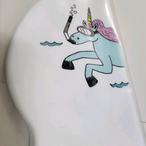 졸린 스노쿨망아지 수모