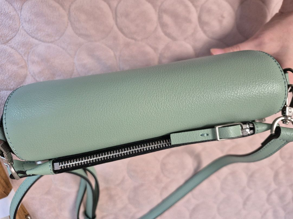 오야니 크로스백 반달 미니백 소가죽 가방 크로스바디 이미지