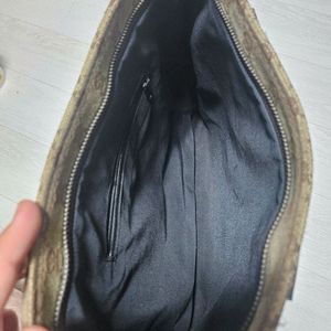 구찌GG 패턴 남성 서류가방(급처분)