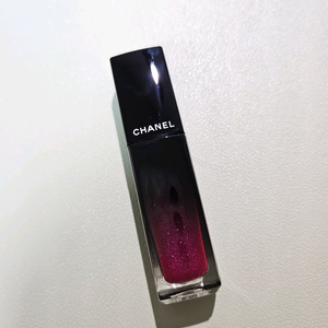 샤넬 알뤼르 라끄 558 인캔디센트 (25홀리데이 한정)