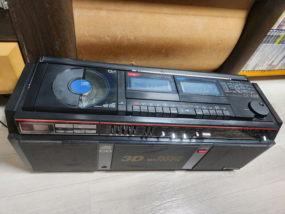 레트로 감성 자극! 나카야마미호 광고모델 희귀,레어제품,소장가치 히타치 CX-CD9 카세트 오디오 을 만나보세요--3