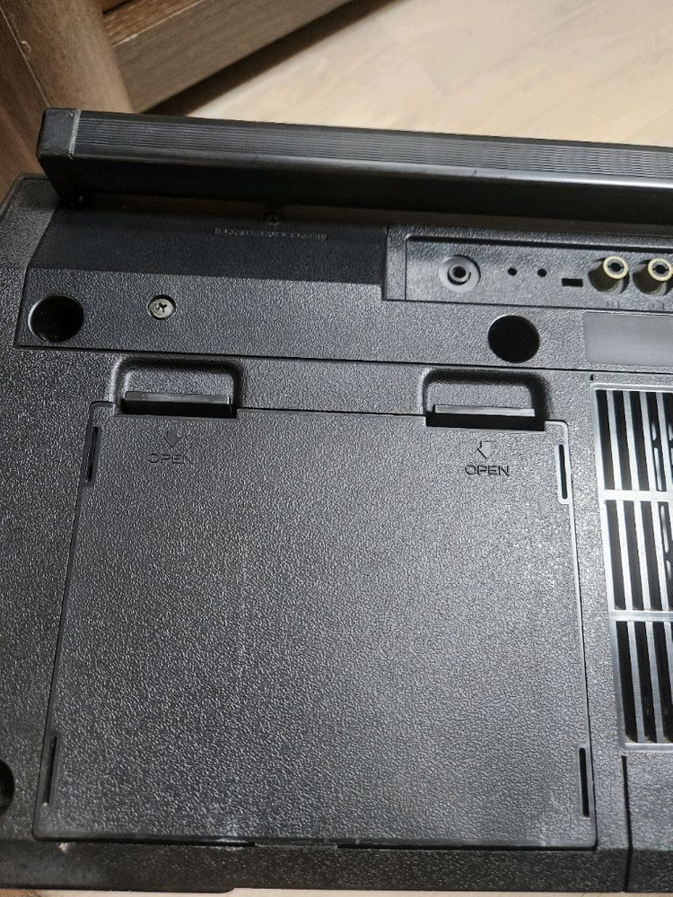 레트로 감성 자극! 나카야마미호 광고모델 희귀,레어제품,소장가치 히타치 CX-CD9 카세트 오디오 을 만나보세요--7