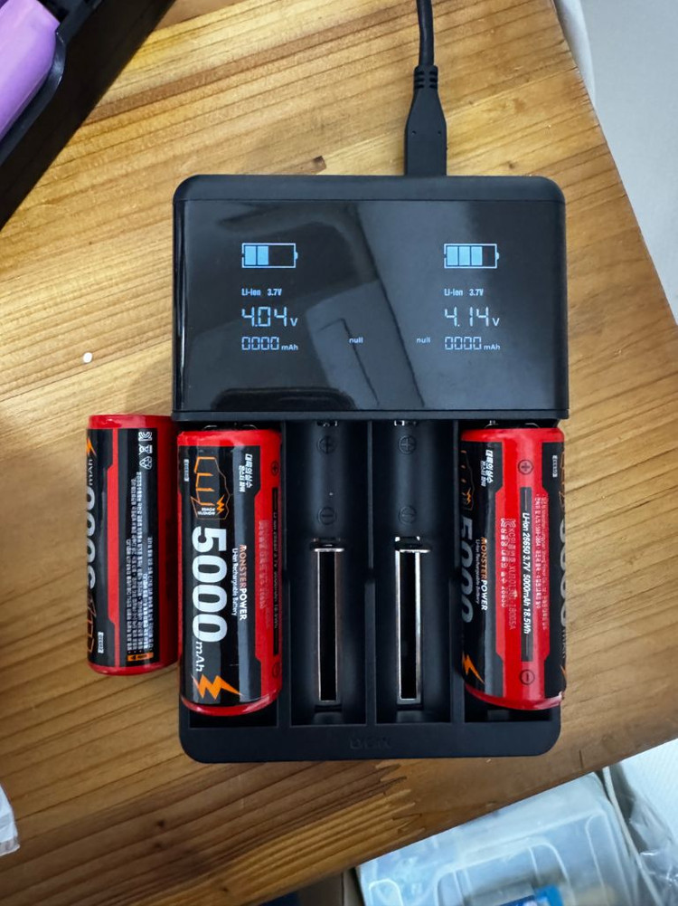 해루질 랜턴 수중 후레쉬 + 배터리 + 충전기 이미지