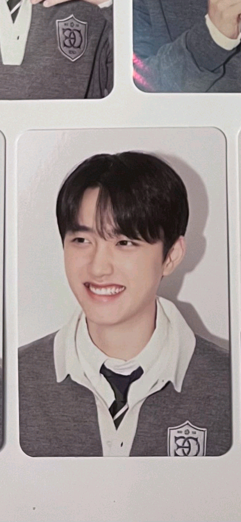 >>구합니다<< 2024 시그 디오 도경수 포토카드 포카 이미지