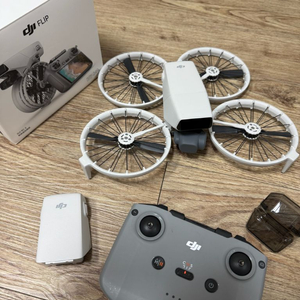 DJI FLIP 드론 dji 플립 팝니다.