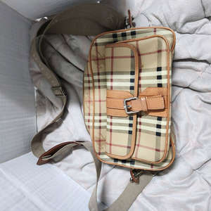 체크 패턴 크로스백