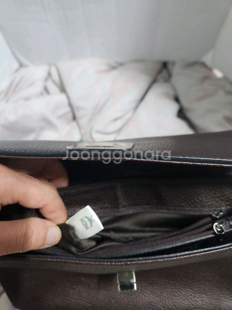 가죽 클러치백 엠씨엠--2