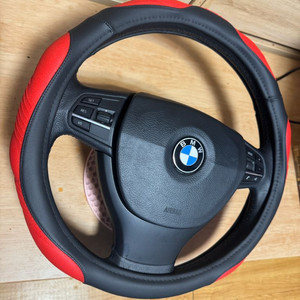 Bmw F10 핸들 + 에어백 팝니다