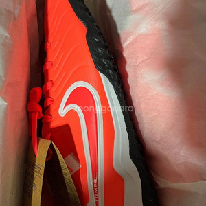 나이키 티엠포 프로 tf 풋살화 판매 270