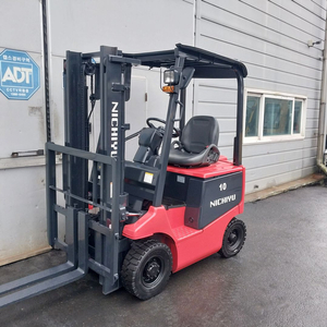 니찌유 전동지게차 1.0톤 2단 3000MM 3600시간 사용 2018년식