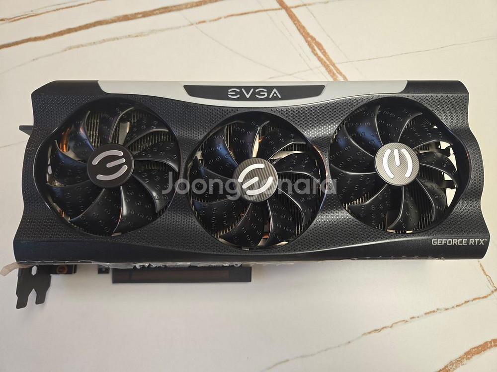EVGA FTW3 RTX 3070 그래픽카드--1