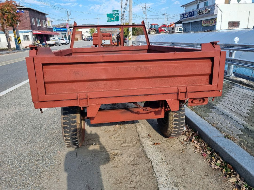 트랙트추레라 이미지