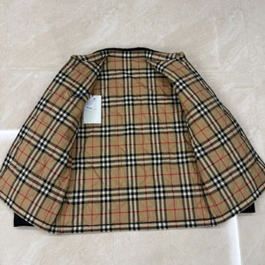 버버리 리버시블 퀼팅 자켓 이미지