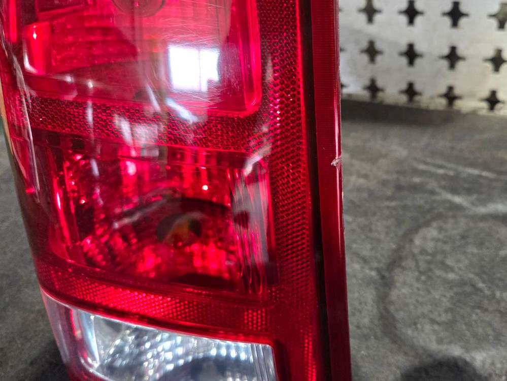 JEEP 지프 그랜드체로키 운전석 테일램프 데루등 후미등 팝니다 이미지