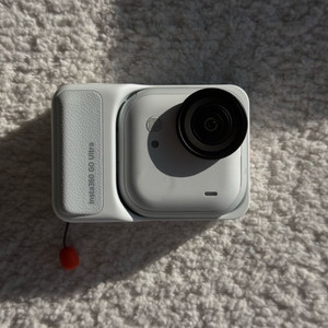 인스타360 GO ULTRA 번들셋 화이트