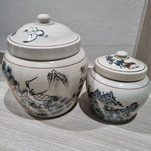뚜껑있는 소나무 학 그림 도자기 항아리 그릇 2개 일괄