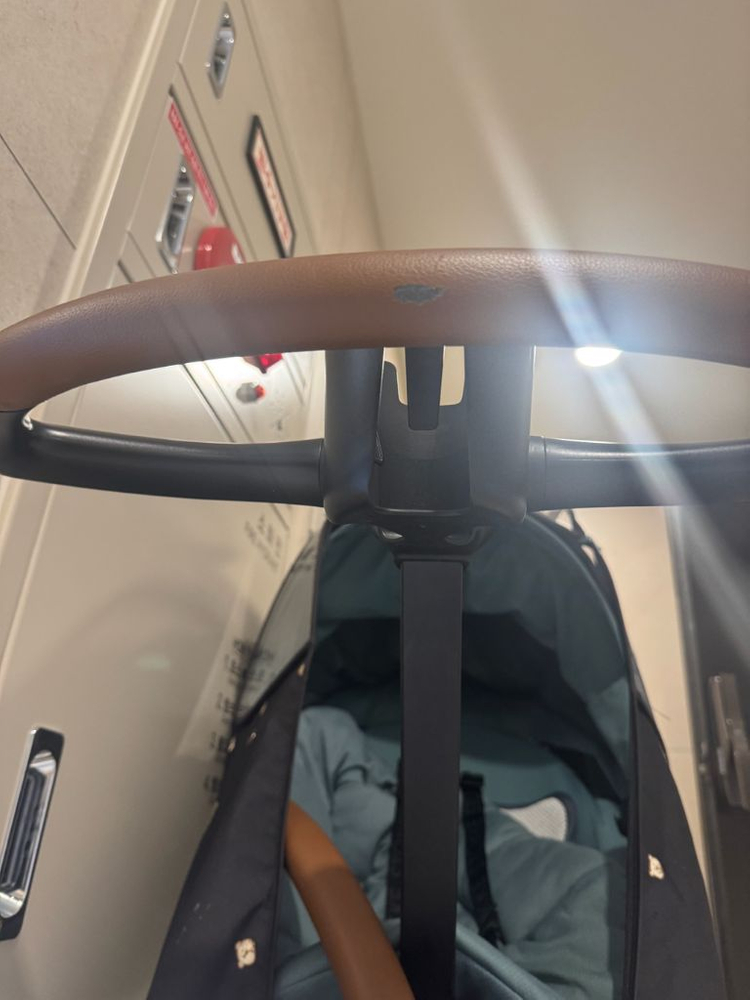 스토케 익스플로리 X 유모차 이미지