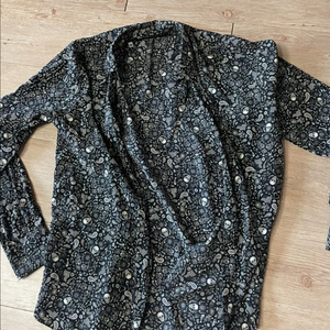 생로랑 스컬 프린트 셔츠 38