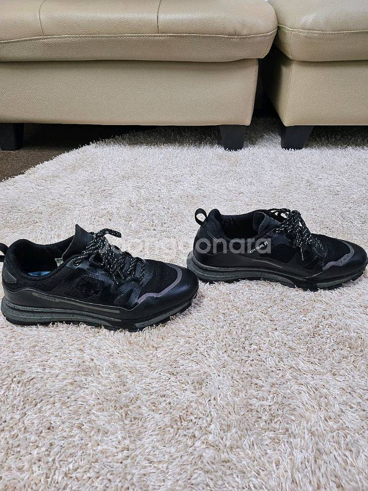 급처 데상트 아센트 트레킹화 / 265 / 정가20만대--2