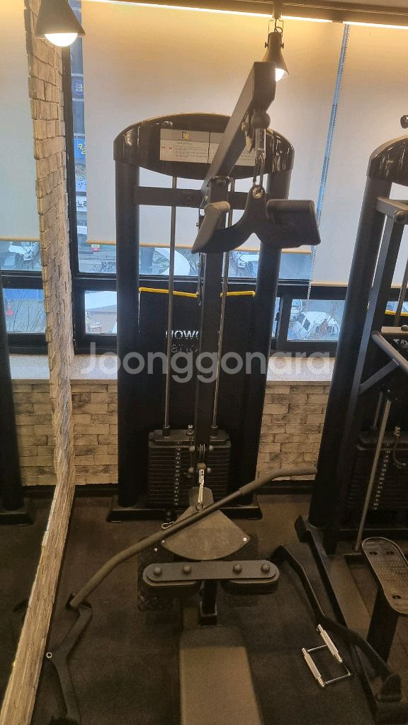 헬스기구,헬스머신,웨이트머신 일괄판매합니다 (스미스,렛풀롱풀, 치닝딥, 레그프레스,케이블크로스, 파워렉)--2