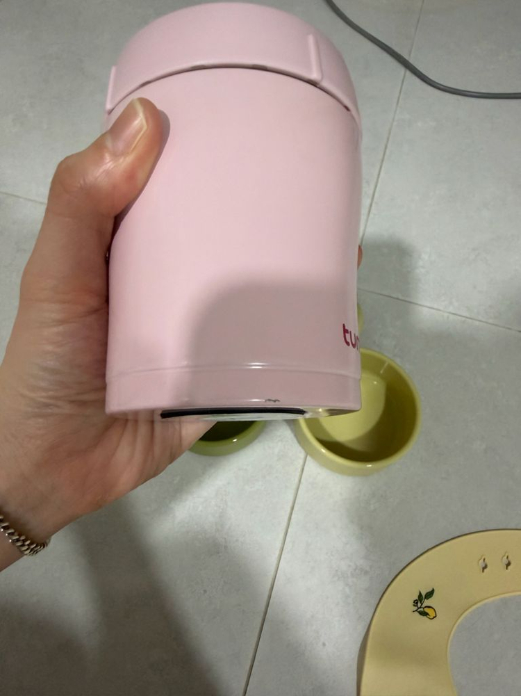 아기 이유식 턱받이 + 죽통 + 실리콘 원형용기 2개 일괄 이미지