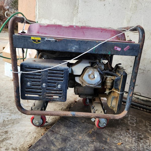 7.2kW 발전기, 택배 가능, 설명 필독, 문의주세요.