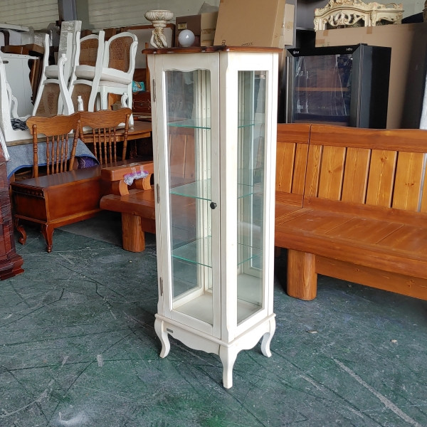 미라지가구 빈티지 스타일 원목 유럽풍 유리 장식장 이미지