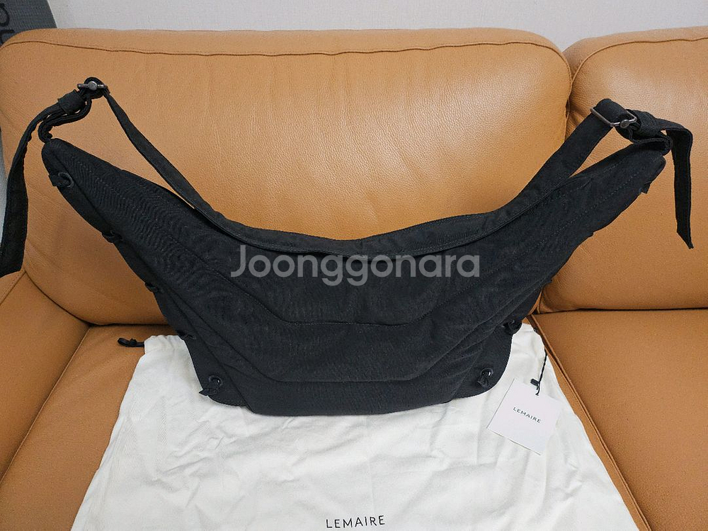 LEMAIRE Medium Soft Game Bag Black 르메르 게임백 미디엄 블랙--1