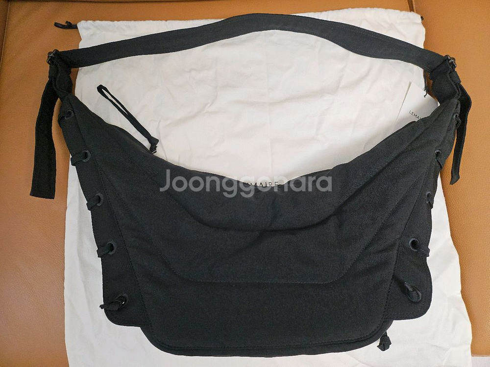 LEMAIRE Medium Soft Game Bag Black 르메르 게임백 미디엄 블랙--2