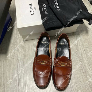 셀린느 루코 프린지 로퍼 - 39사이즈