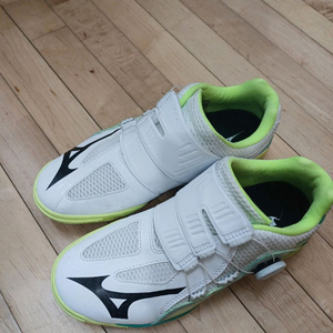 미즈노 웨이브 메달 보아 탁구화 255mm