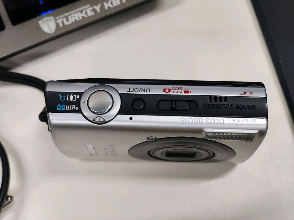 캐논 IXUS 860IS 디지털카메라--1