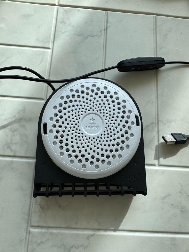 폴레드 에어러브 통풍시트 이미지