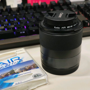 캐논 EFM 32mm f1.4 렌즈