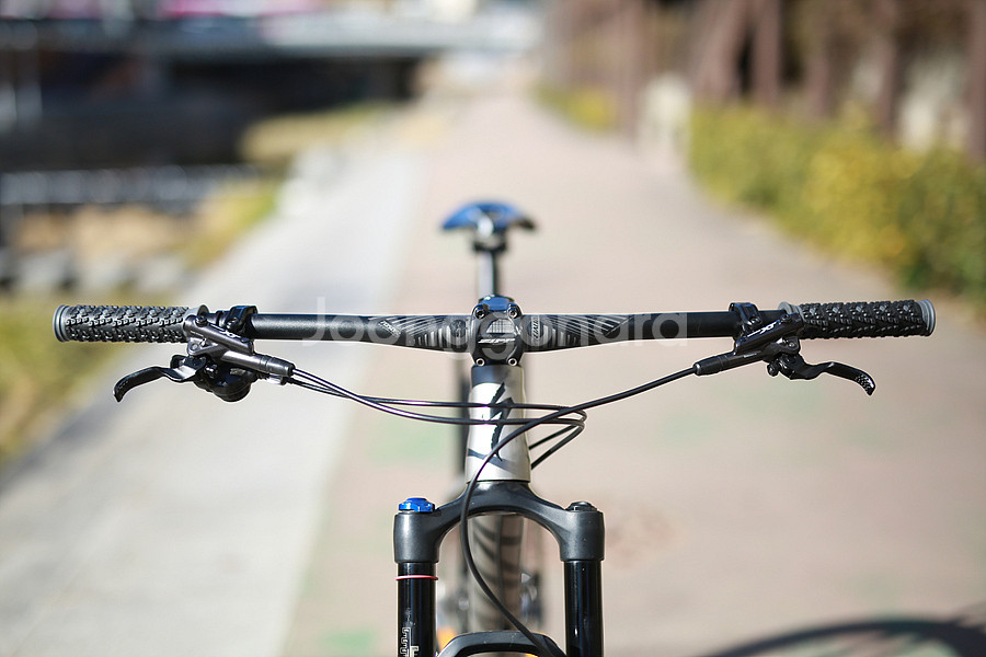 16년 스페셜라이즈드 퓨즈 프로 6패티 M -27.5인치---8